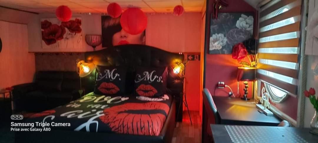 Hotel Peniche Morgane 2 Sas Les Betises Cambrai Exteriér fotografie